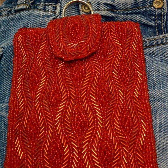 Handmade Red Beaded Cellphone Wallet With Hook - Picture 5 of 5